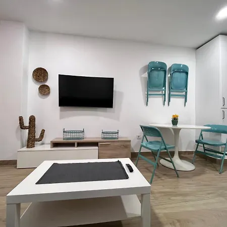 Gatu Villa Paraguay , Preferente Mayores 25 Anos Y Familias Cadix Extérieur photo
